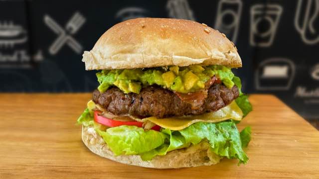 hamburguesa de guacamole de Mustard Truck